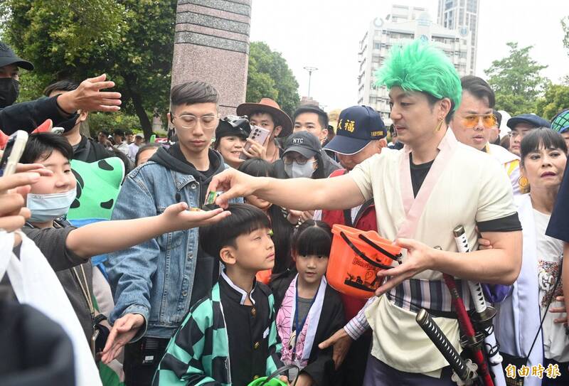 唬爛到哈佛?蔣萬安稱扮索隆參加同志遊行 律師抓包打臉:從台灣騙到美國