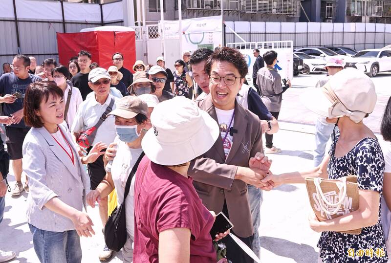 「洋流」行程爆量支持者憂過勞 沈伯洋被強制休息、安排就診 - 臺北市 - 自由時報電子報