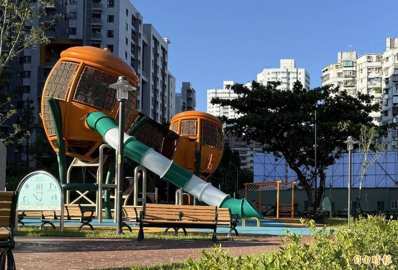 土城公17公園「森林橡實」今啟用 打造全齡休憩空間