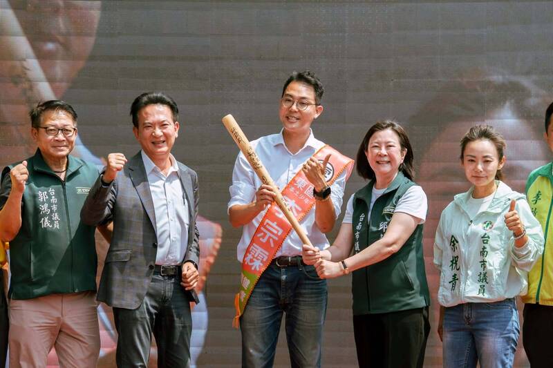 綠營大咖齊站台!台南東區競總成立 李宗霖拚守住本土泛綠關鍵席次