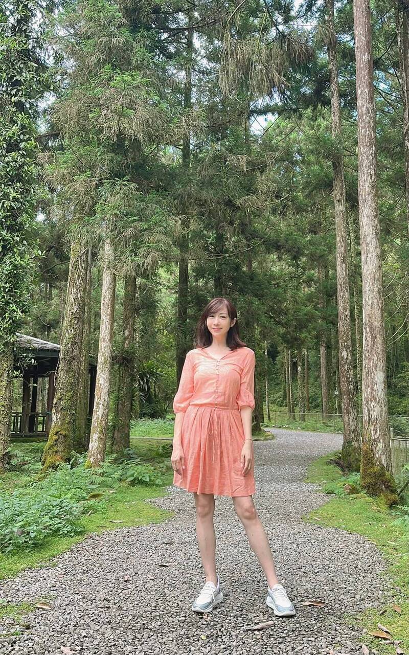 被沈伯洋喊「從小看到大」氣到!議員許淑華怒曬美照