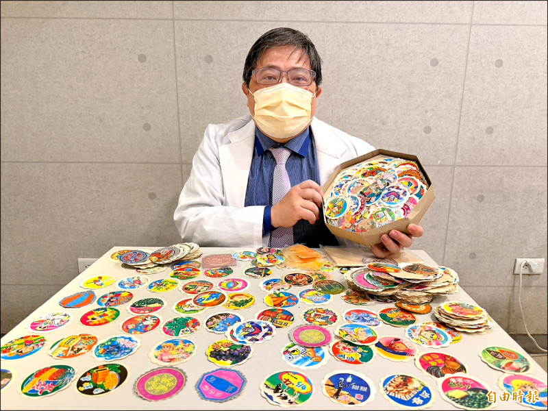 洪啟庭收藏月餅紙 滿滿中秋回憶