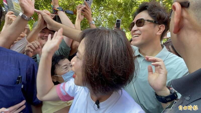 台中人有多瘋!洋流欣潮合體審計新村塞爆「半小時走不出來」