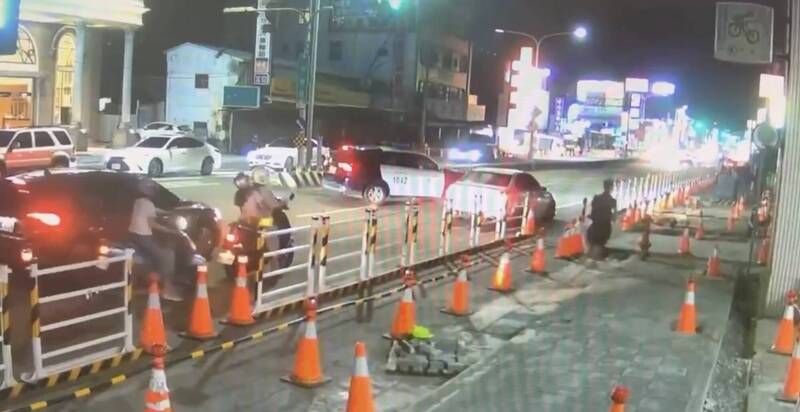 孕婦羊水破寶寶急報到 台南警開道護送迎新生