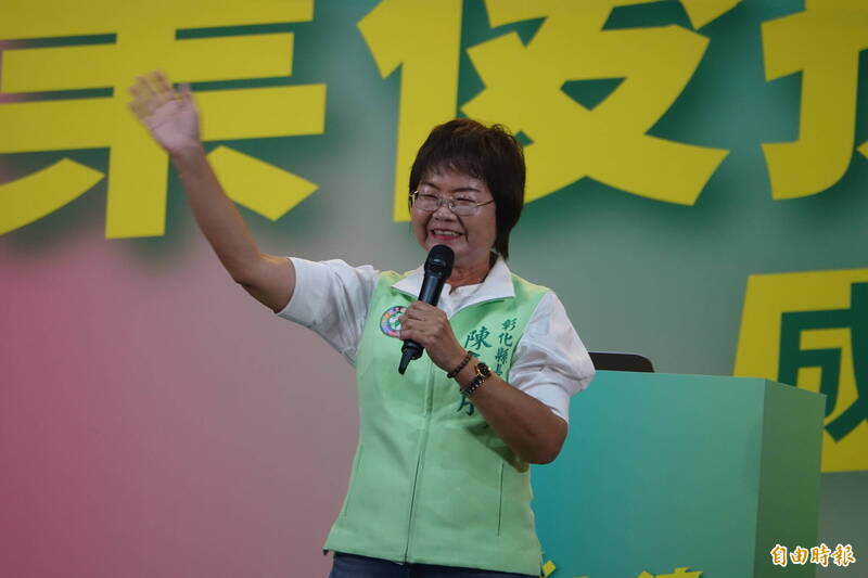 陳素月在農業後援會成立大會也宣布農業政見。（記者劉曉欣攝）