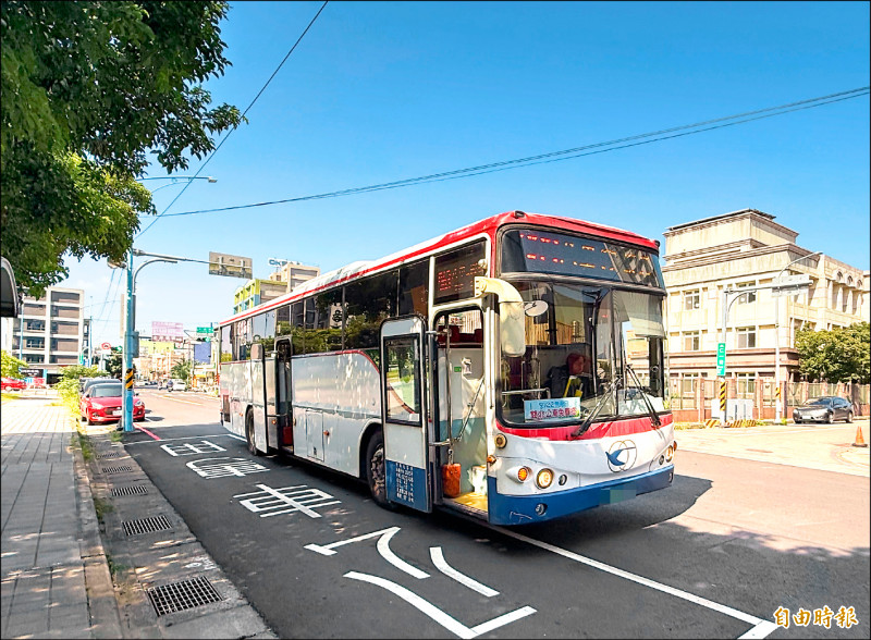 八里-板橋963公車 9/30起直達車併正線