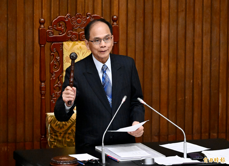 蔣萬安立院簡歷疑造假偷改!殷瑋怪前院長 游錫堃貼證據狠打臉