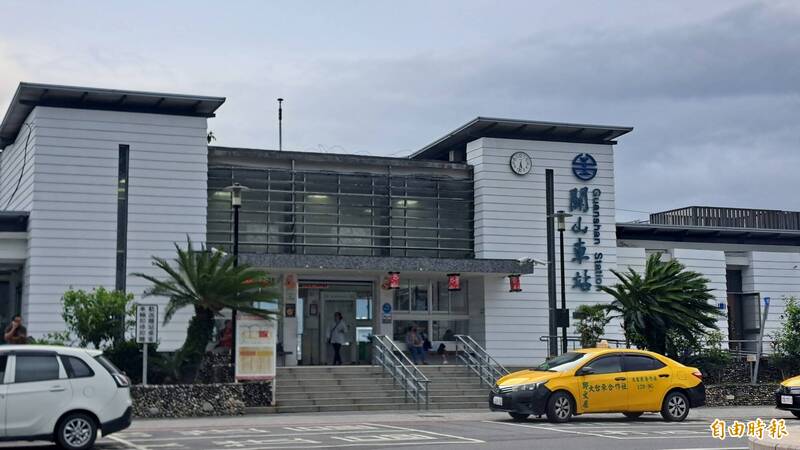 搶停斑馬線還嗆人「技術爛」! 她挨三字經比中指索賠19萬 判決結果超療癒
