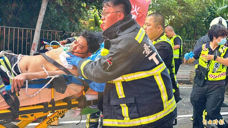台中豐原自來水送水管工程發生工安意外5人送醫 幸無生命危險