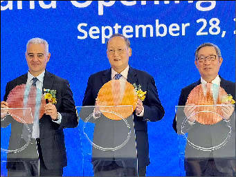 《TAIPEI TIMES》 Vanguard to expedite Singapore fab