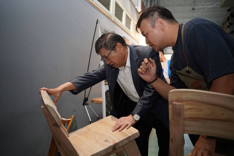 搬著「炭窯」跑透透!REWOOD行動式生物炭窯 就地處理廢棄林木
