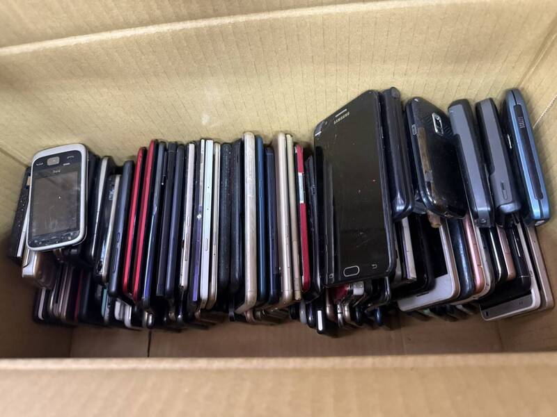 家中舊手機別丟!台南回收月抽iPhone 17 加碼送培養土