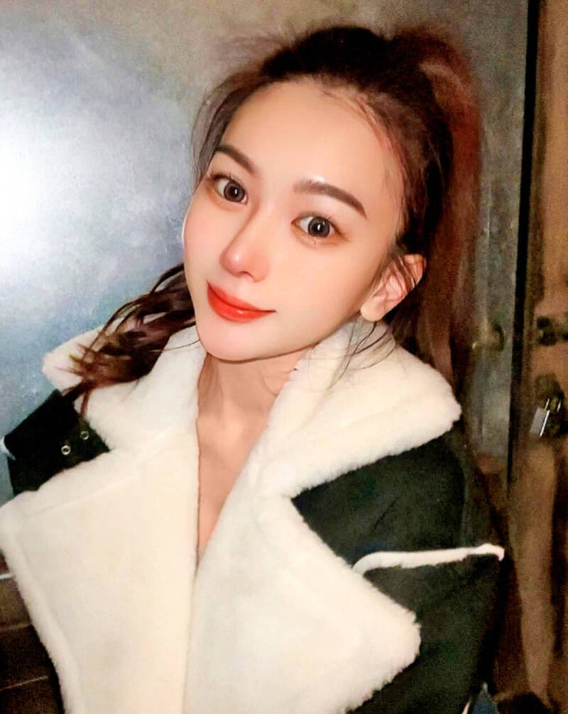 詐騙158億!「台版Jisoo」27歲歐俞彤二審獲減刑 改判18年