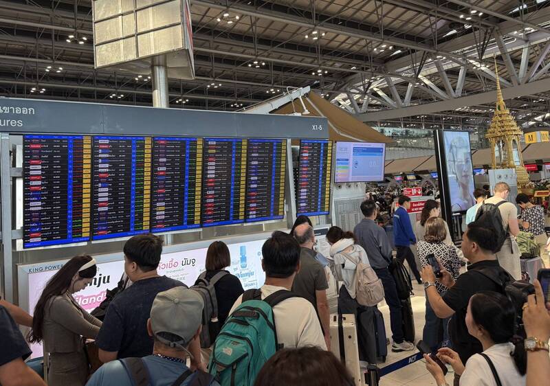 曼谷洪災衝擊未歇 泰航暫停貨運、旅客航班行程受阻