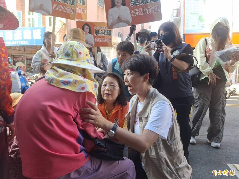 女力會師澎湖 吳淑瑾、陳亭妃合體拜票