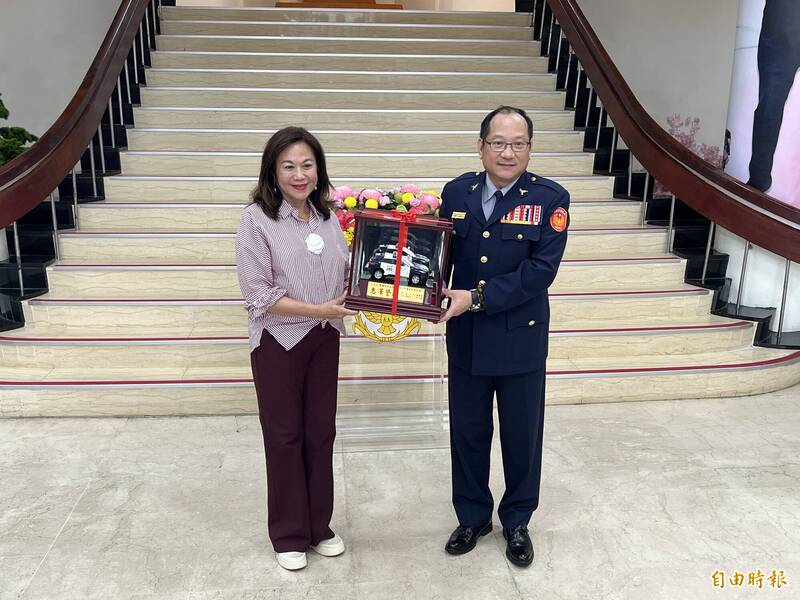基隆警車汰換率不到1成 群益集團董事長慷捐2輛