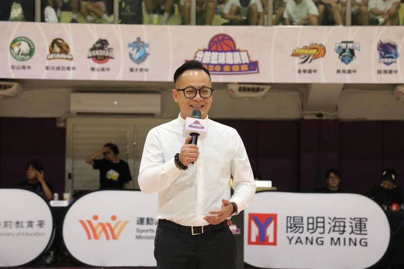 民進黨基隆市長參選人童子瑋官方LINE好友突破3000人，好友數也超越現任市長謝國樑。（童子瑋進步基隆辦公室提供）