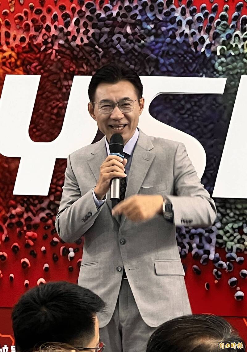 「既然是冠軍,為什麼要隱形?」江啟臣談產業 像在說自己的選戰