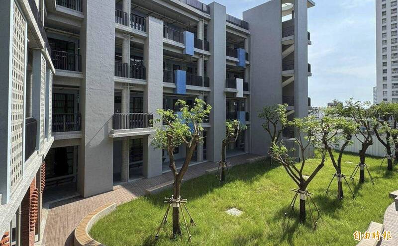 九份子國中小擴建完成 4.3億新校舍延續低碳、生態特色