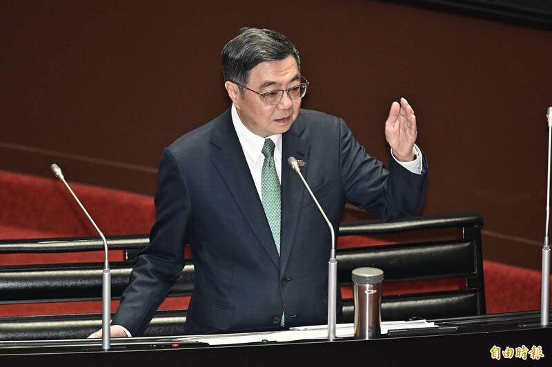 傅崐萁逼問普發2萬 卓榮泰搬蔣經國反擊：當年花光就沒今天