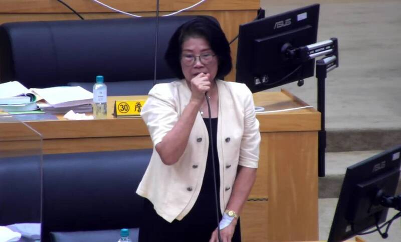 嘉義縣最年長議員告別質詢!姜梅紅駁背骨傳言「我絕不認同」