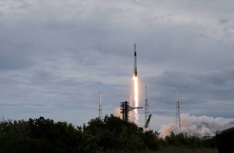 SpaceX太空船抵達國際太空站 創美國最快航程紀錄