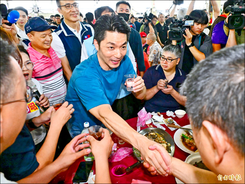 蔣萬安出席土地公餐會 宣示加速市場改建