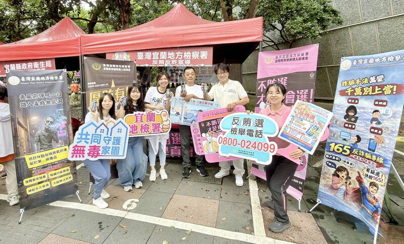 宜檢限量氣泡水慰勞信眾 盼媽祖加持維持宜蘭乾淨選風