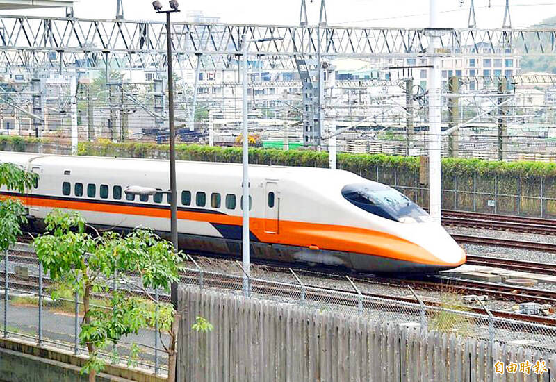《TAIPEI TIMES》 THSRC plans more trains for pre-weekend travelers