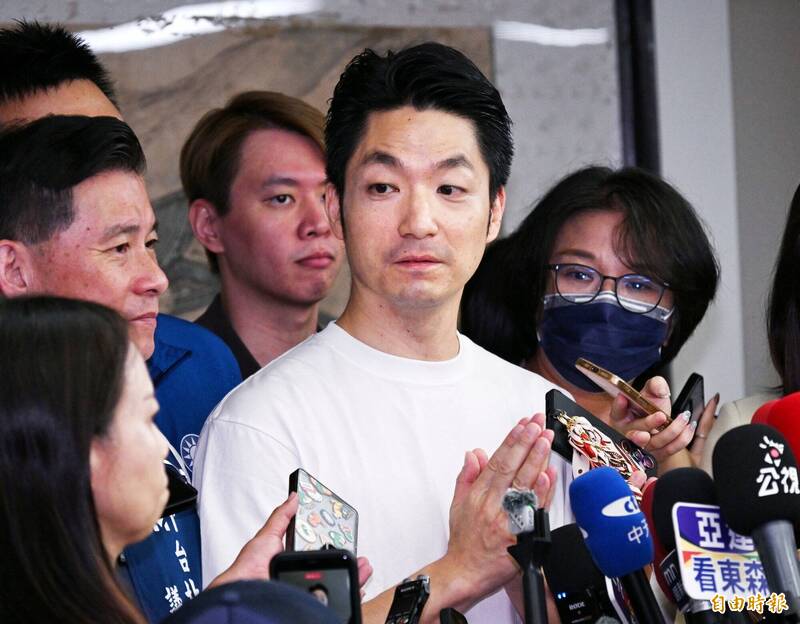 蔣萬安稱反毒為「是非題」 林智群:只會答是非題,要市長幹嘛?