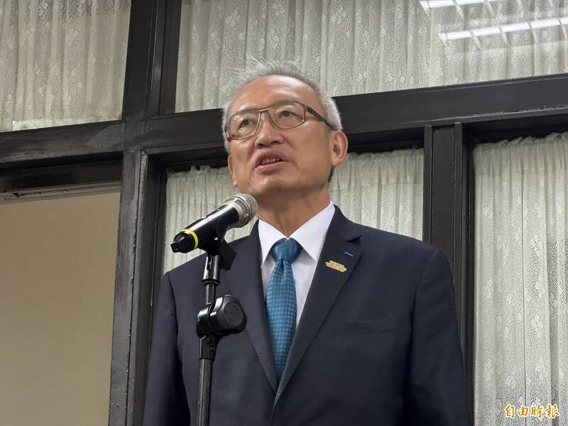 徐佳青遭爆用特權讓兒陪出訪 外交部調查:要理解她也是位母親