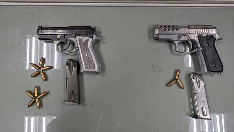 毒販擁雙槍上膛駕車趴趴走 保三警圍捕破獲行動分裝場