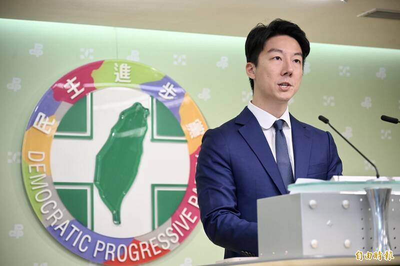 藍營昔酸沈伯洋妄想被跟監 吳崢:應有羞恥心公開道歉