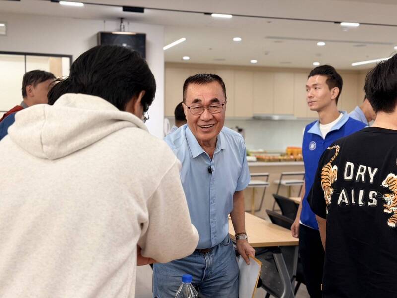 媒體民調領先蘇巧慧6.7% 李四川競辦:持續以有感政見回應民意