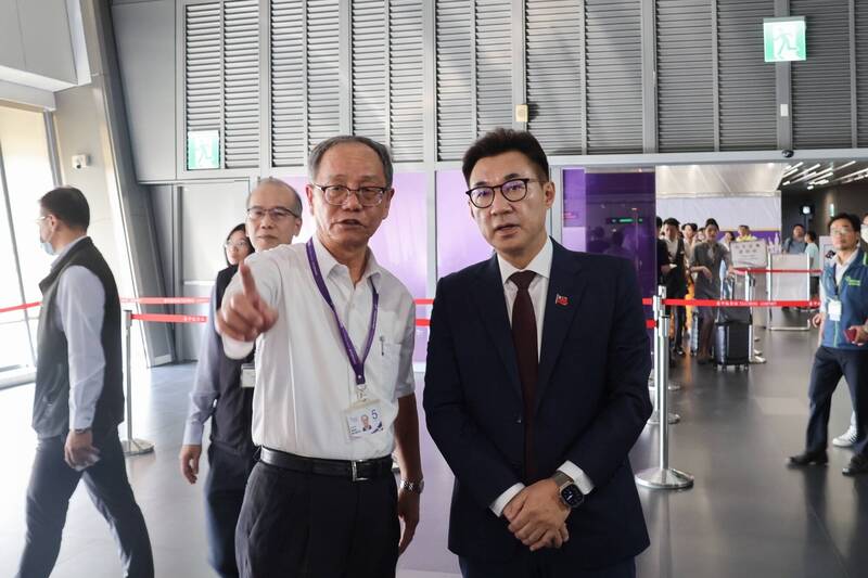 呼應蔣萬安遷建松山機場!江啟臣籲擴建台中機場分擔旅運量