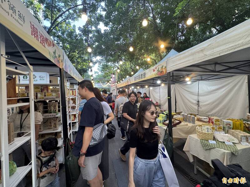 水蜜桃冰淇淋超人氣!國慶連假來草悟道「台中農潮」 買在地農特產