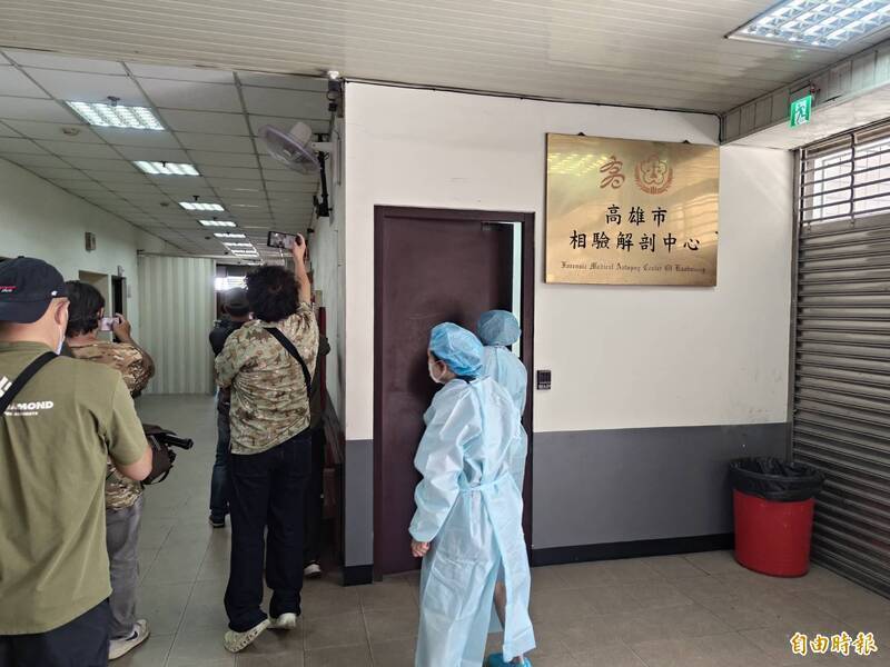 高雄2歲女童摔落樓梯不治 檢會同法醫解剖查死因
