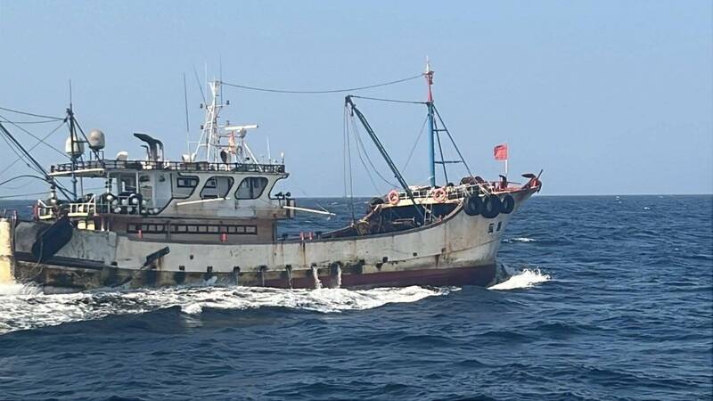 中國民兵船首現台灣東部海域!杜奕瑾揭「三船分工」:恐鎖定海底電纜