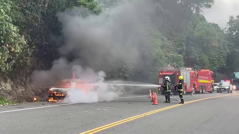 國慶收假驚魂!蘇花公路南下火燒車 北返車潮堵1.5小時紓解
