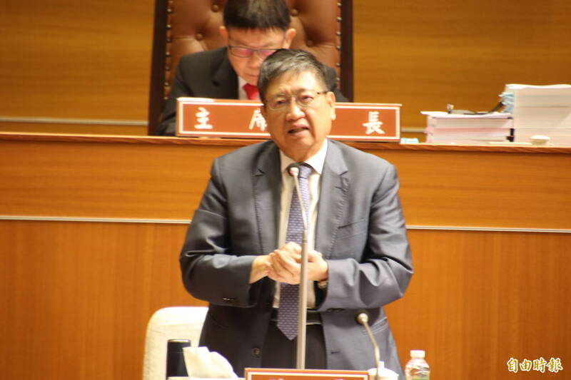 邱靖雅促用長者照顧服務取代年金 楊文科計算稱有能力甚至可加碼發