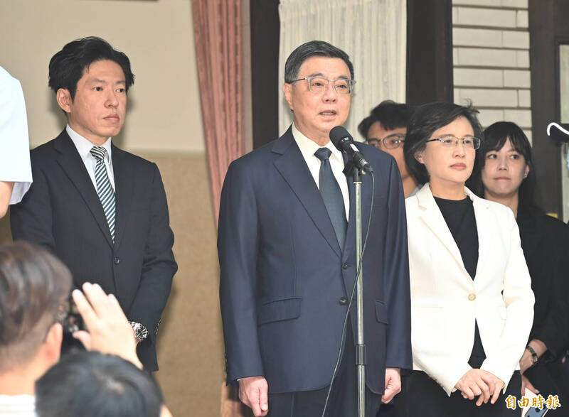 卓榮泰稱不副署是被動且必要做法 國民黨團:對牛彈琴講再多都是多餘