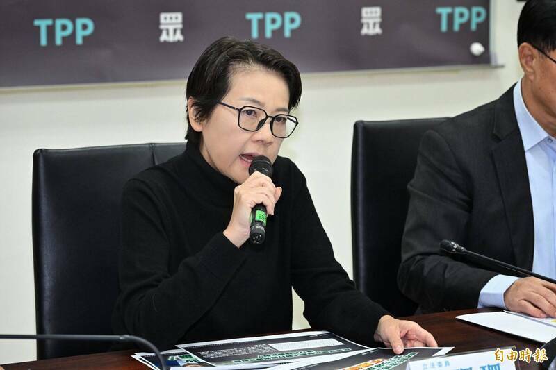 蔣萬安「上黃國昌直播」換小草票? 黃珊珊突發長文發聲
