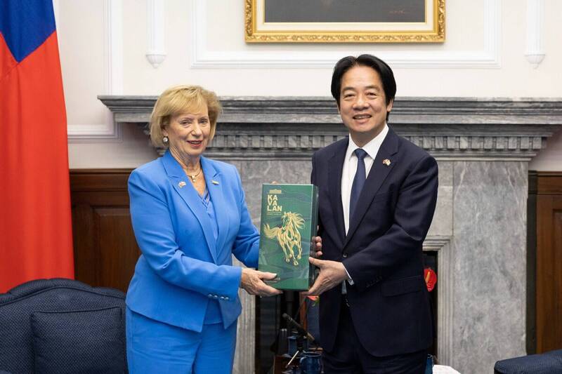 加國議員6度訪台!史葛洛讚賴總統國慶演說:為台灣及世界提供指引