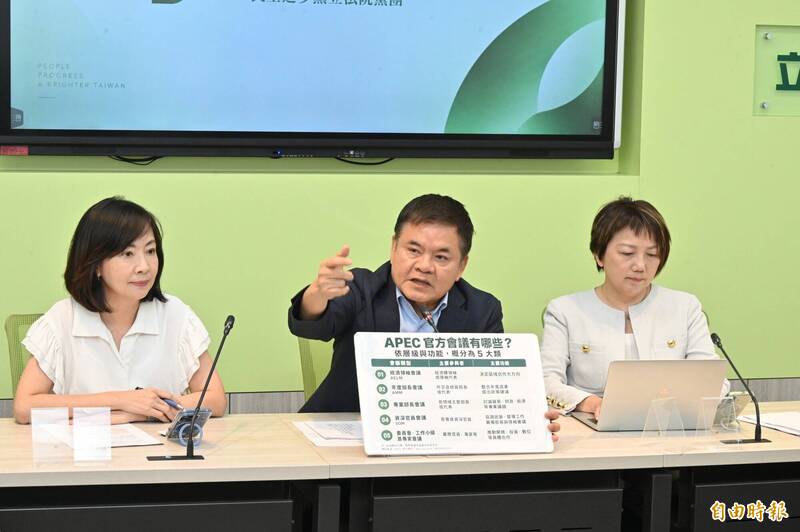 親共港媒又抹黑沈伯洋!立院民進黨團:中國恐成「豬隊友」
