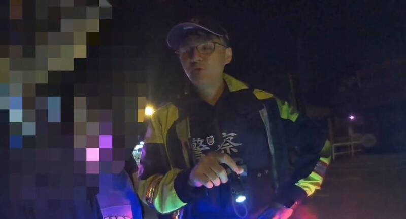 平鎮警雷霆掃黑攔查機車男 查獲依托咪酯煙彈送辦