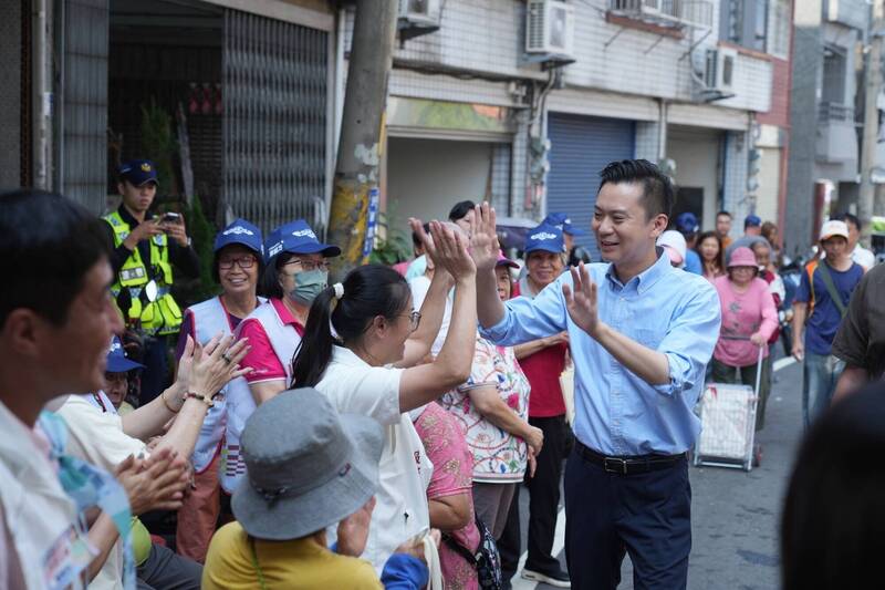 鄭朝方成立北埔峨眉競選服務處 支持者想借鏡「竹北經驗」翻轉家鄉