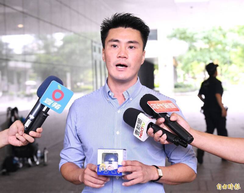 丁瑀批鄭麗文紅統遭開除 葉耀元諷此地無銀三百兩