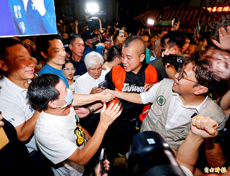 《TAIPEI TIMES》Taipei mayor, Shen to hold first TV debate on Oct. 31