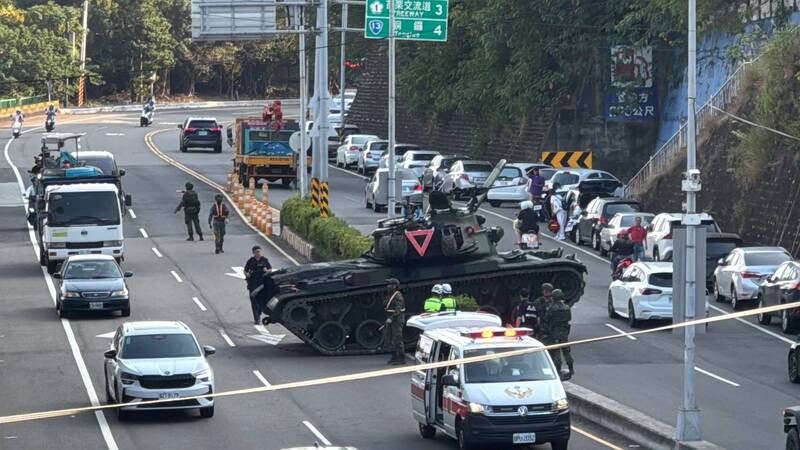 CM11戰車苗栗失控撞分隔島 八軍團:疑煞車故障釀禍
