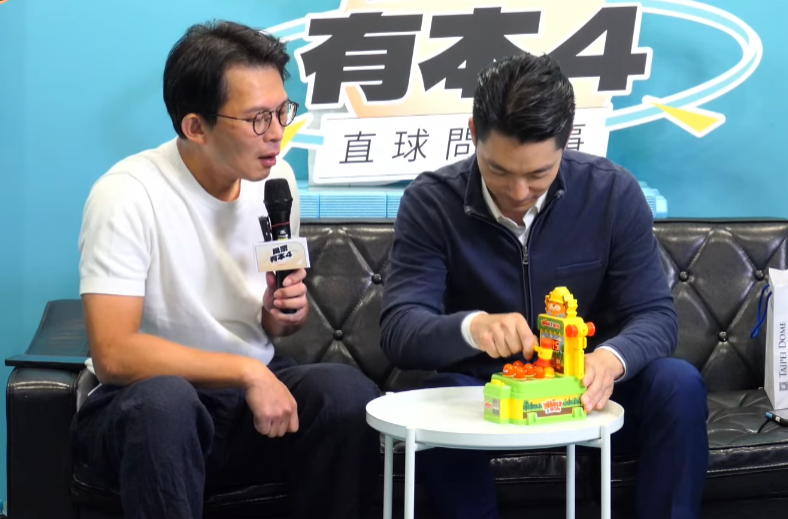 蔣萬安上黃國昌直播打地鼠 吳靜怡:餵球互捧看不見市政監督的力道